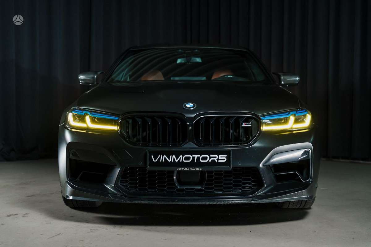 BMW M5, 4.4 l., Седан