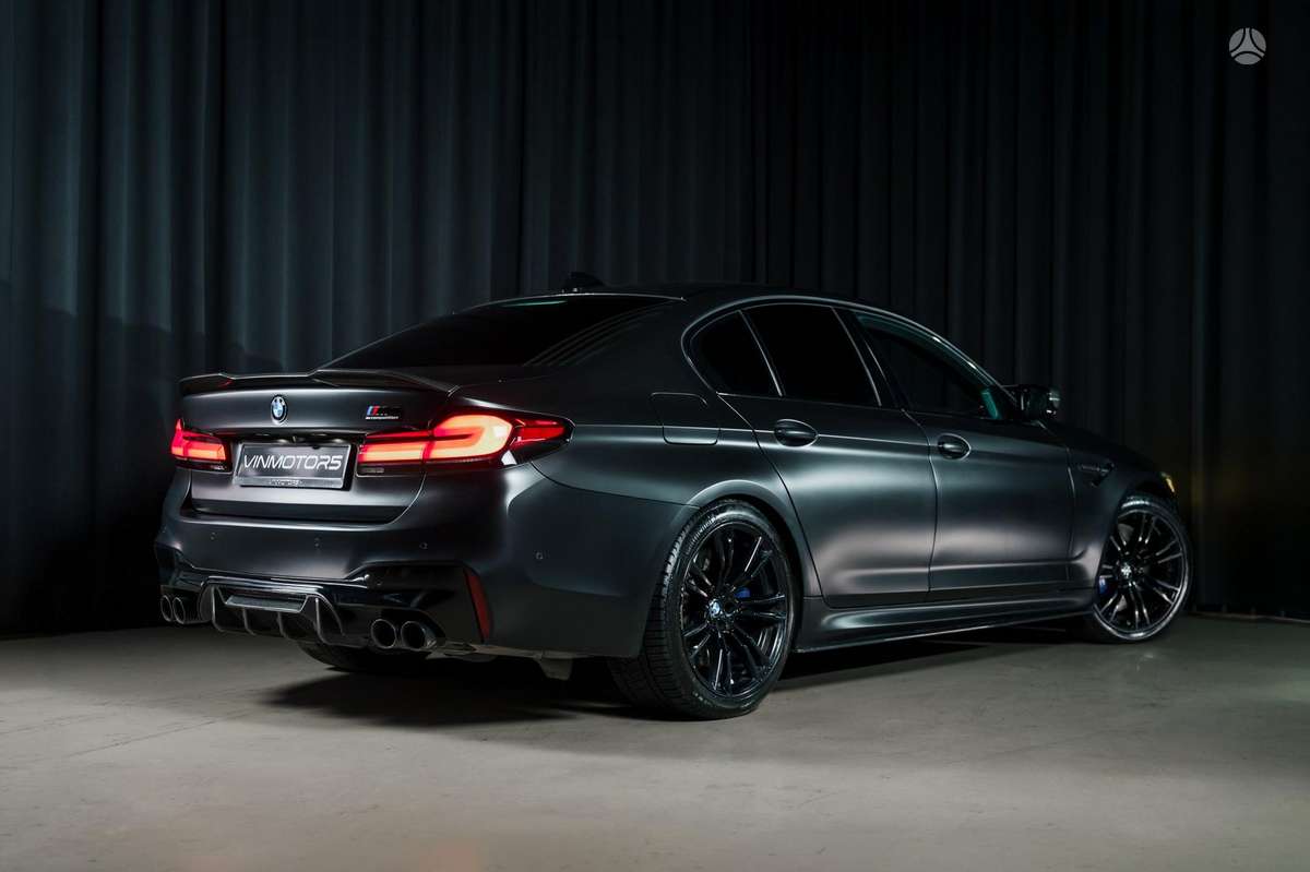BMW M5, 4.4 l., Седан