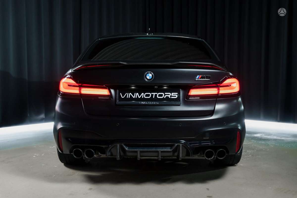 BMW M5, 4.4 l., Седан