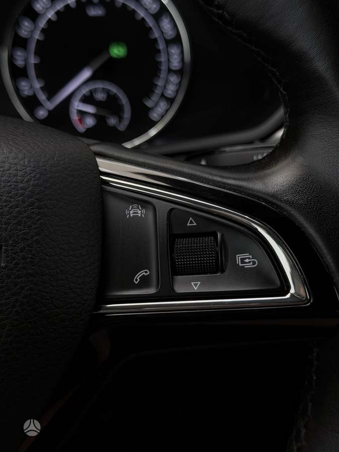 Skoda Superb, 2.0 l., wagon