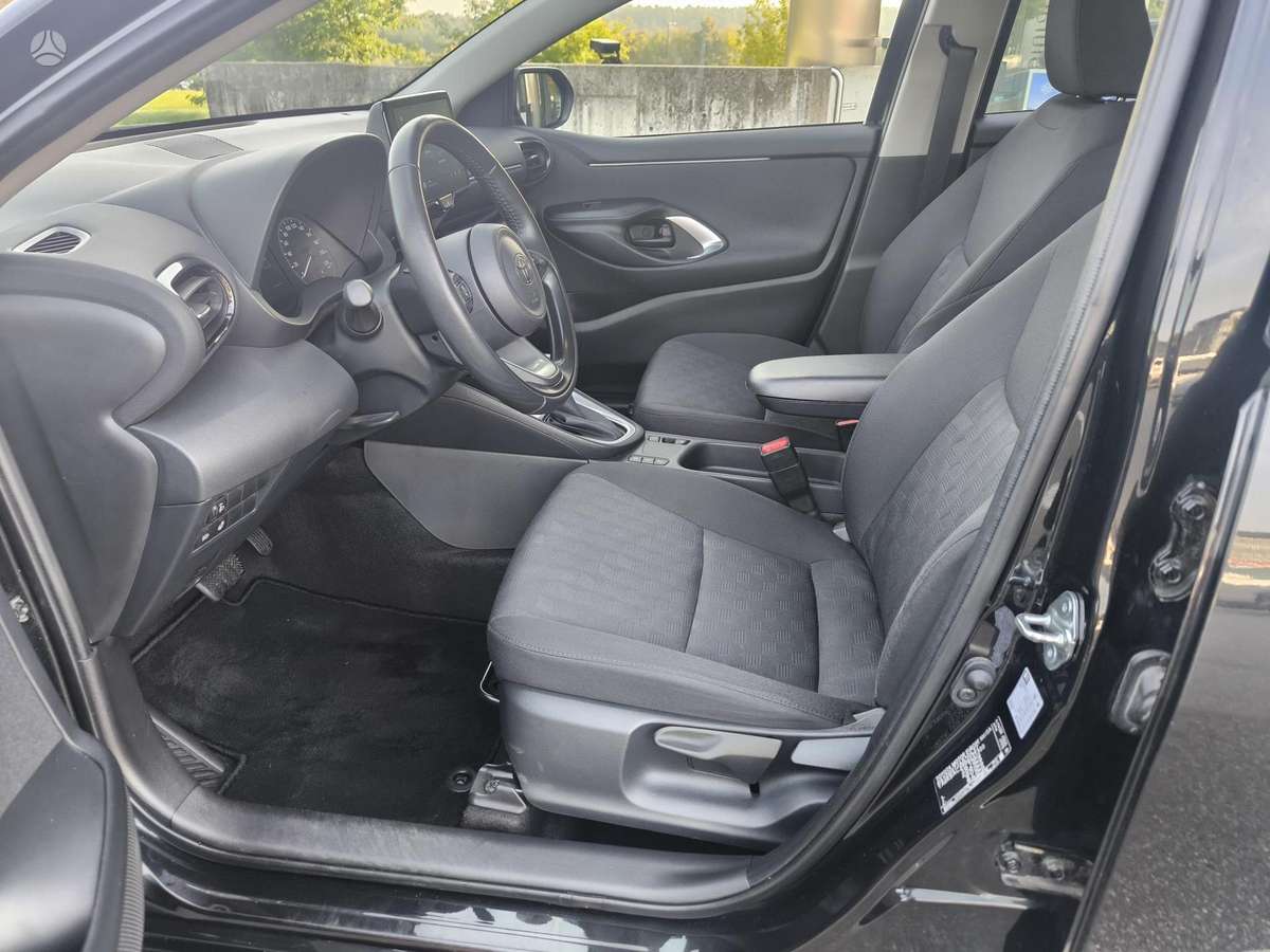 Toyota Yaris - 6