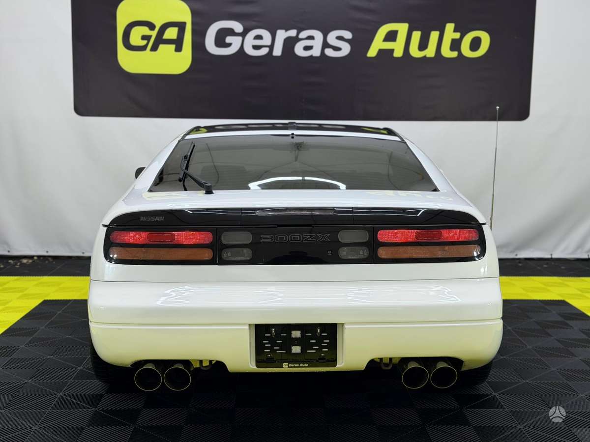 Nissan 300 ZX - 5
