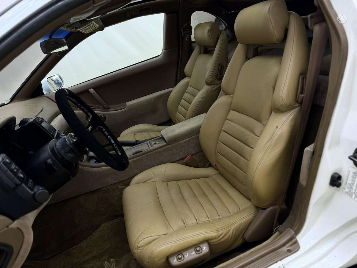 Nissan 300 ZX - 9