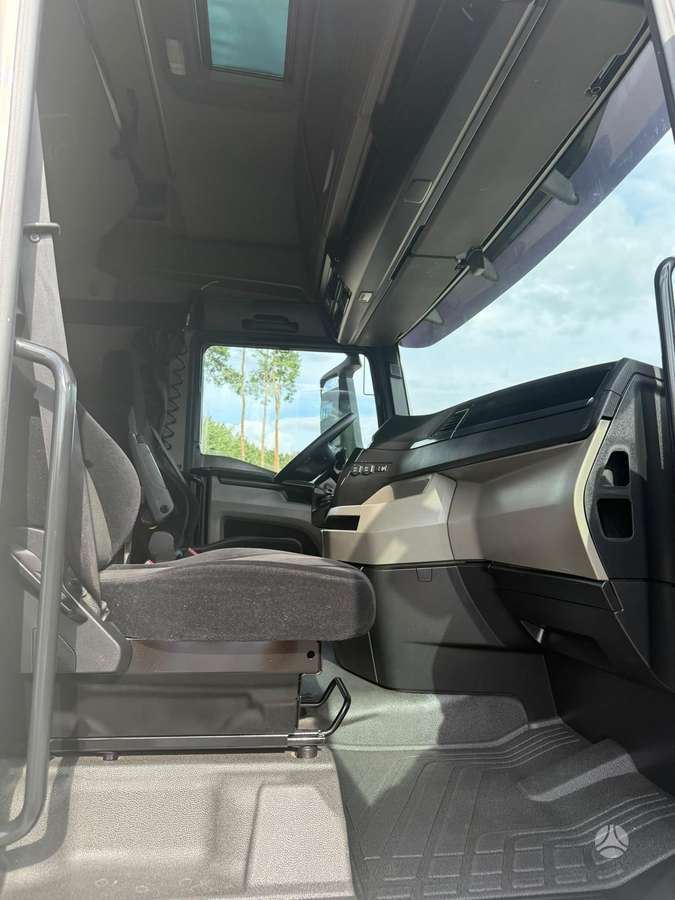 MAN TGX 18.470 1420l, double sleeper