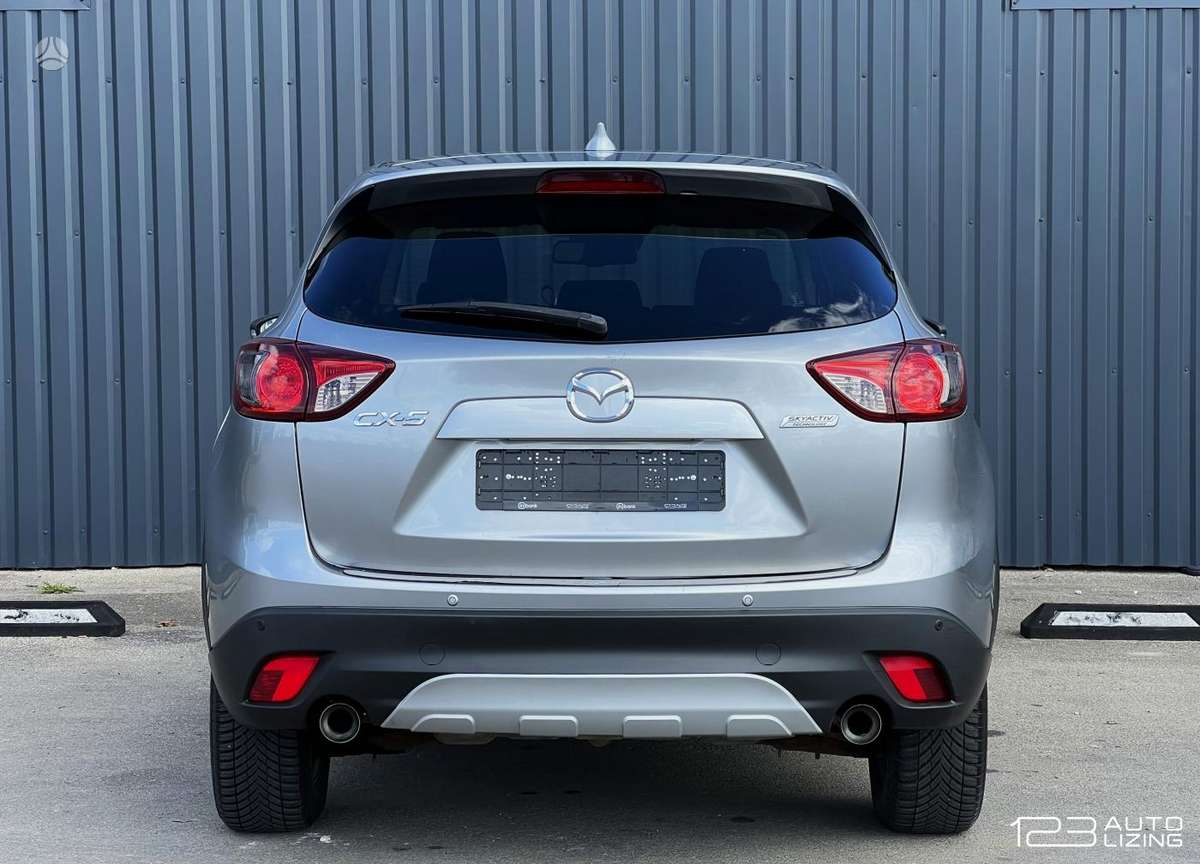 Mazda CX-5, 2.2 l., off-road / crossover
