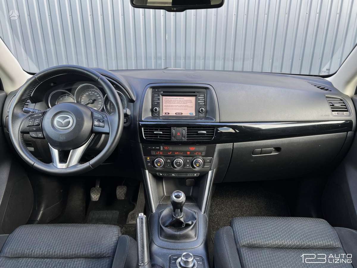 Mazda CX-5, 2.2 l., off-road / crossover