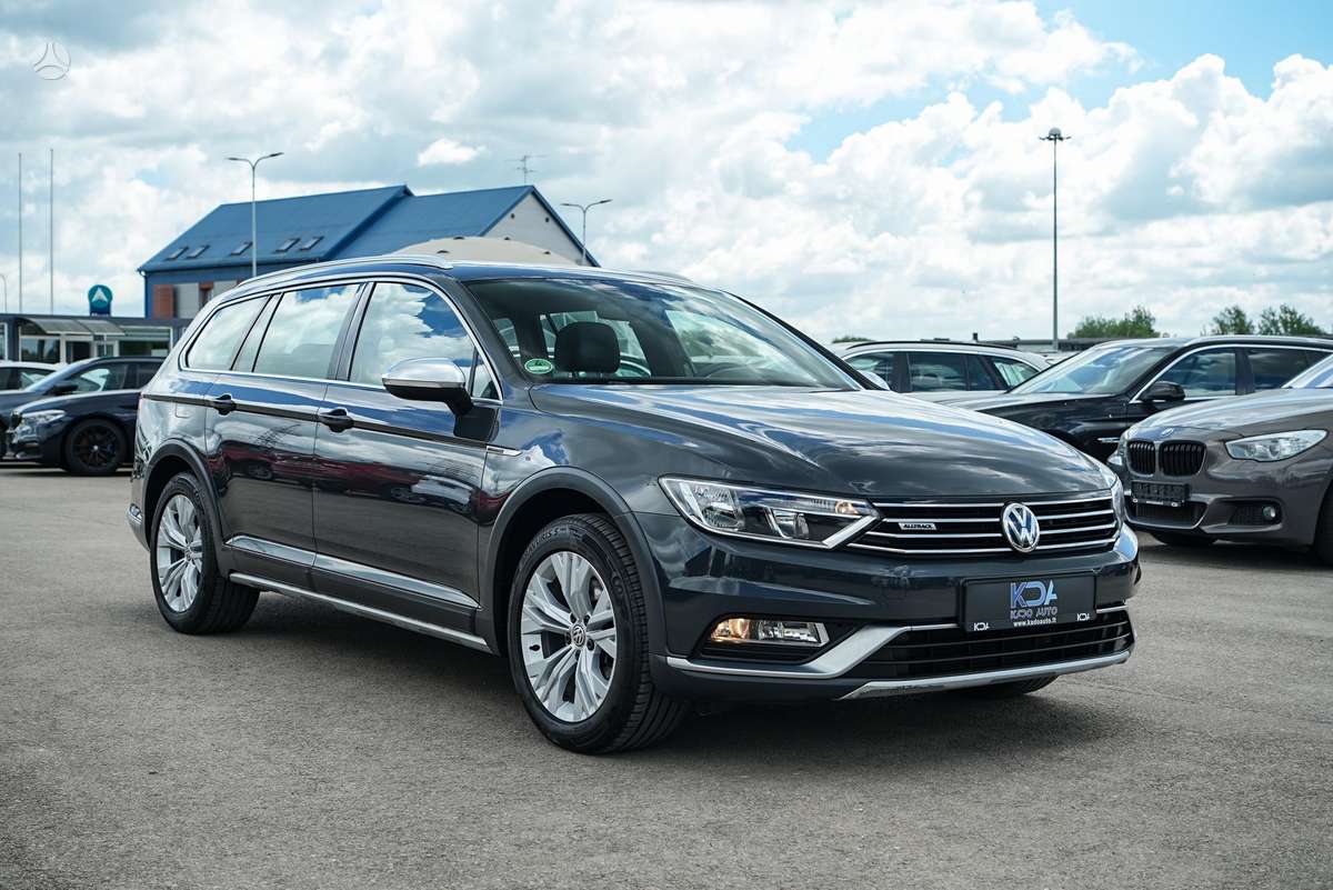 Volkswagen Passat Alltrack - 1