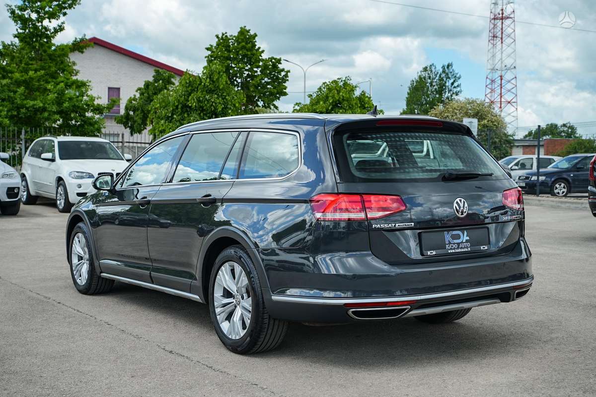 Volkswagen Passat Alltrack - 8