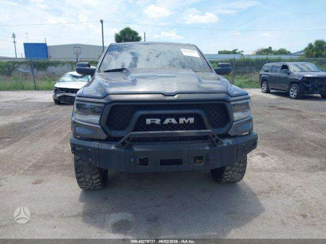 Dodge Ram - 12