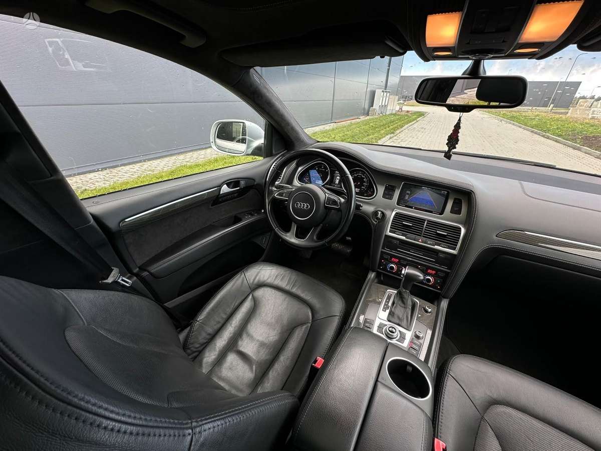 Audi Q7 - 6