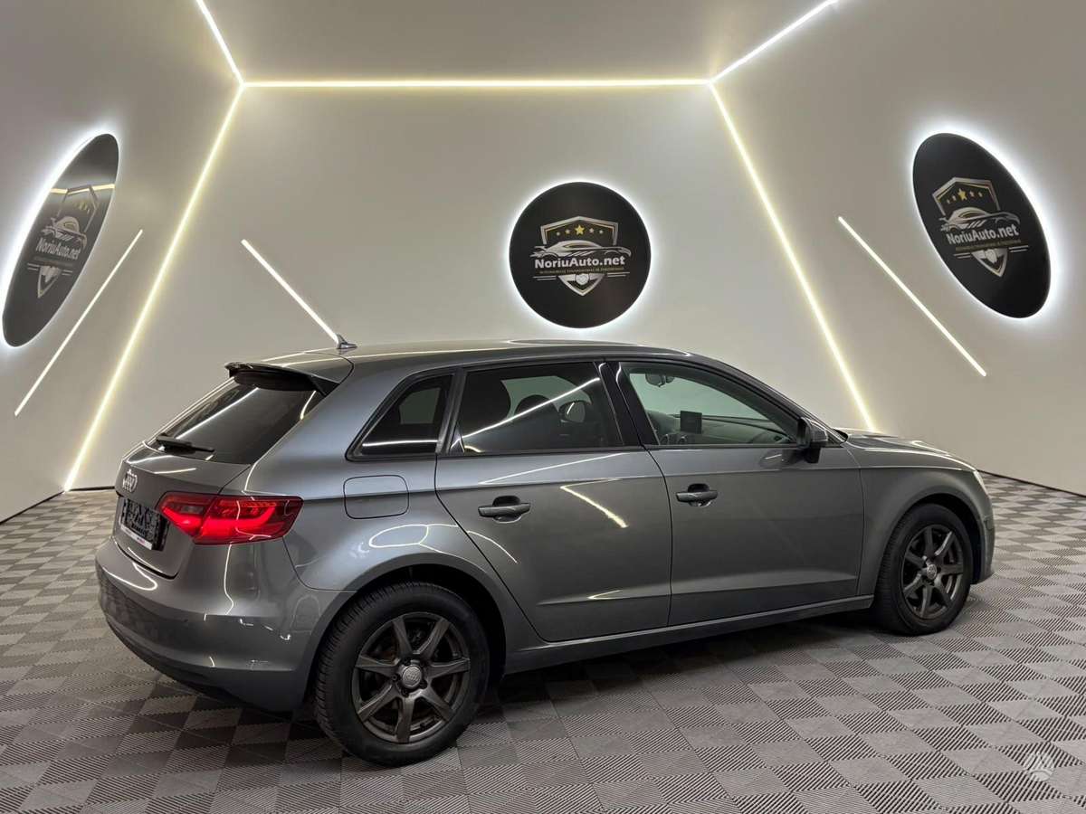 Audi A3, 1.6 l., hatchback