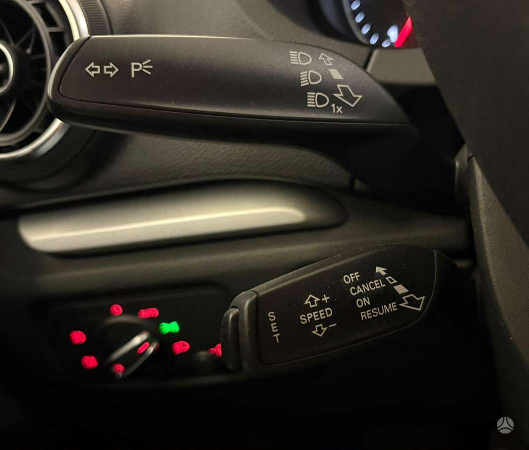 Audi A3, 1.6 l., hatchback