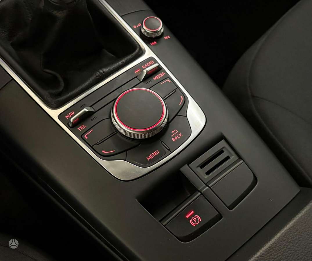 Audi A3 - 8