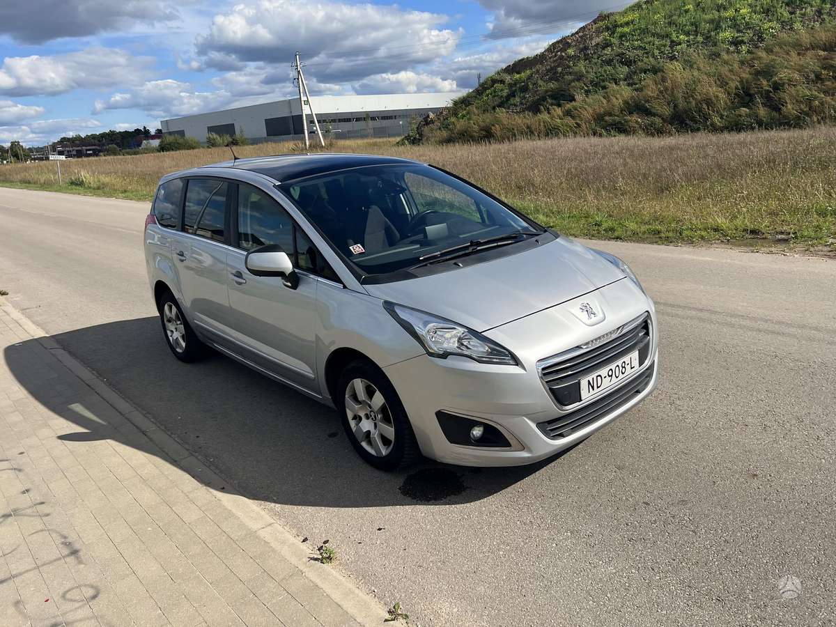 Peugeot 5008 - 2