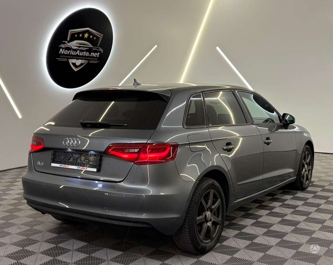 Audi A3, 1.6 l., hatchback