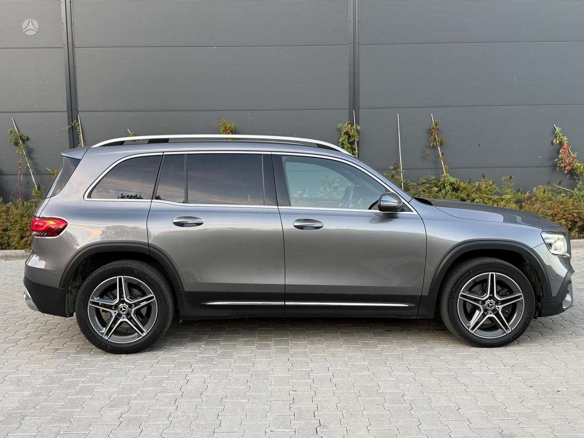 Mercedes-Benz GLB200 - 5