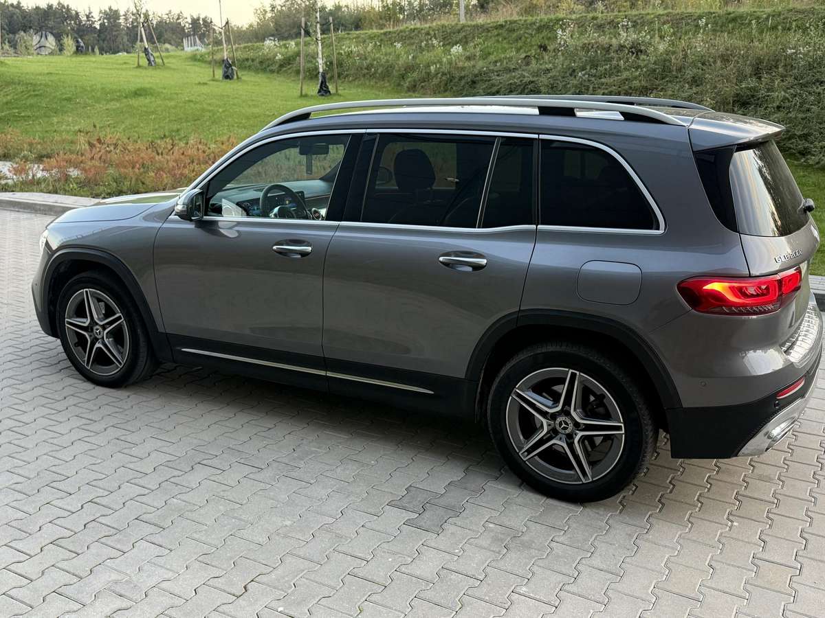 Mercedes-Benz GLB200 - 7