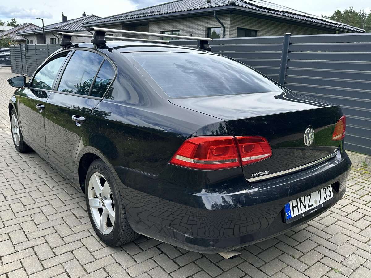 Volkswagen Passat - 5