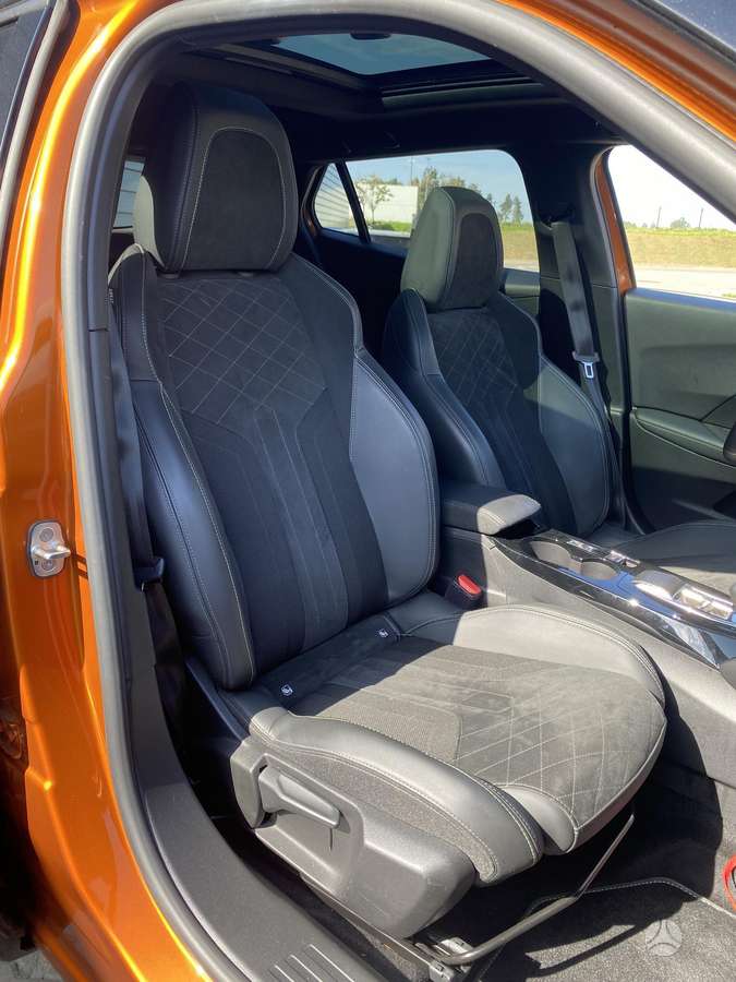 Peugeot 2008 - 11