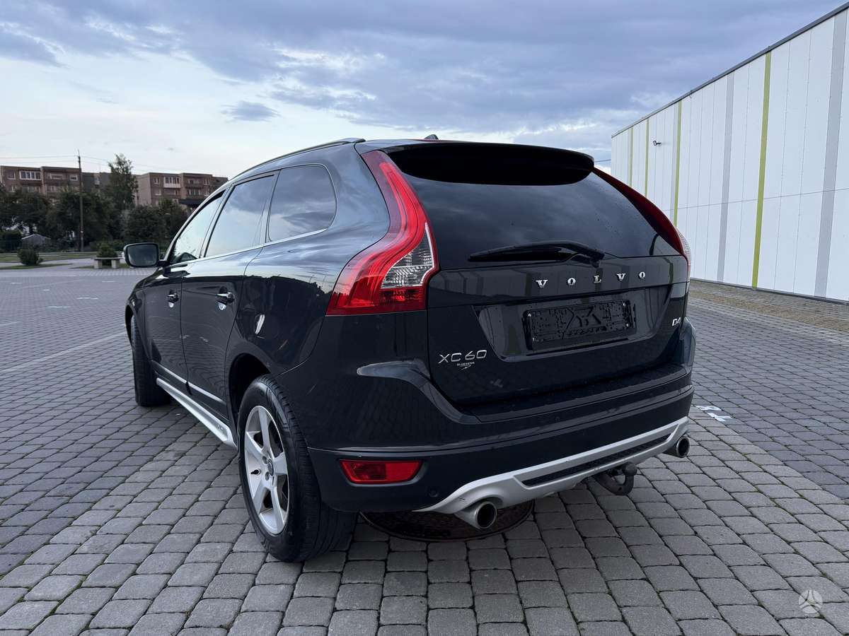 Volvo XC60 - 2