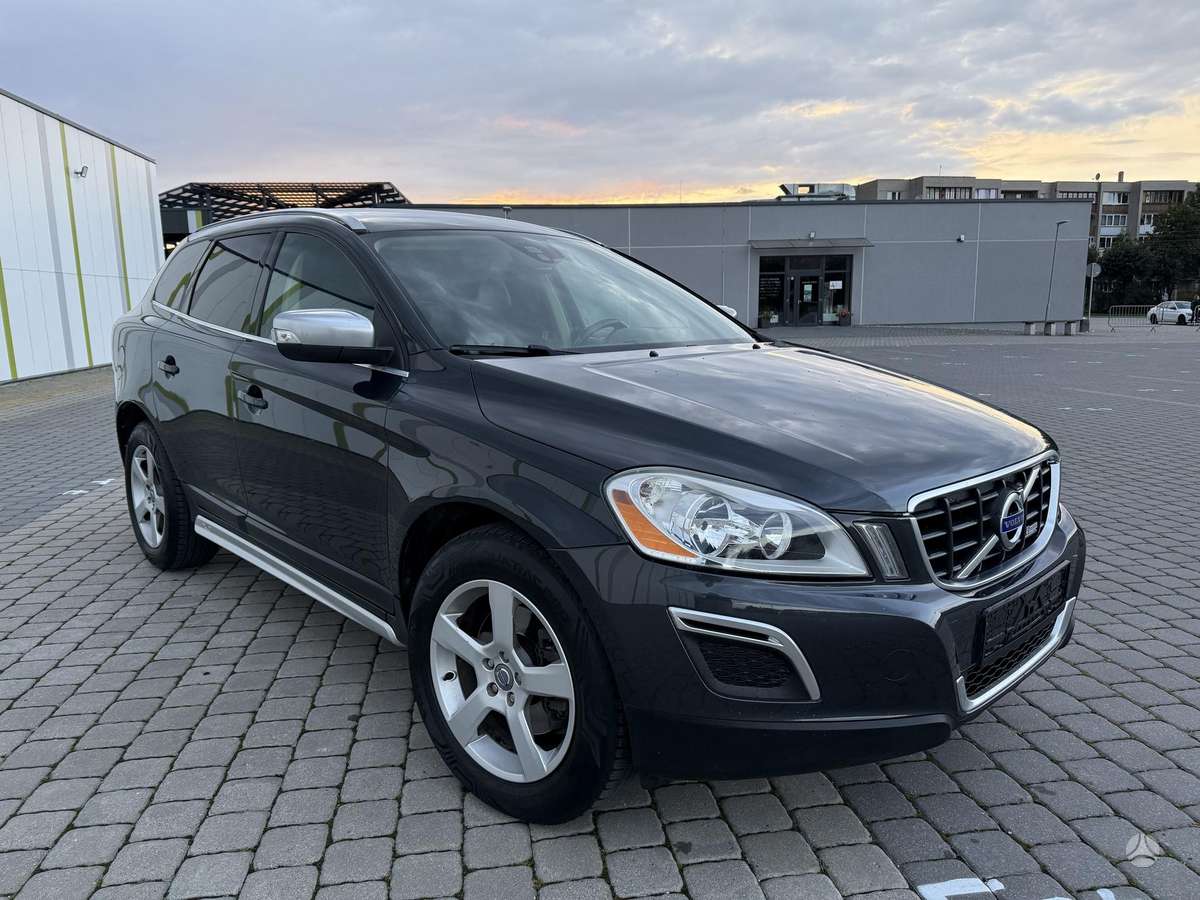 Volvo XC60 - 8