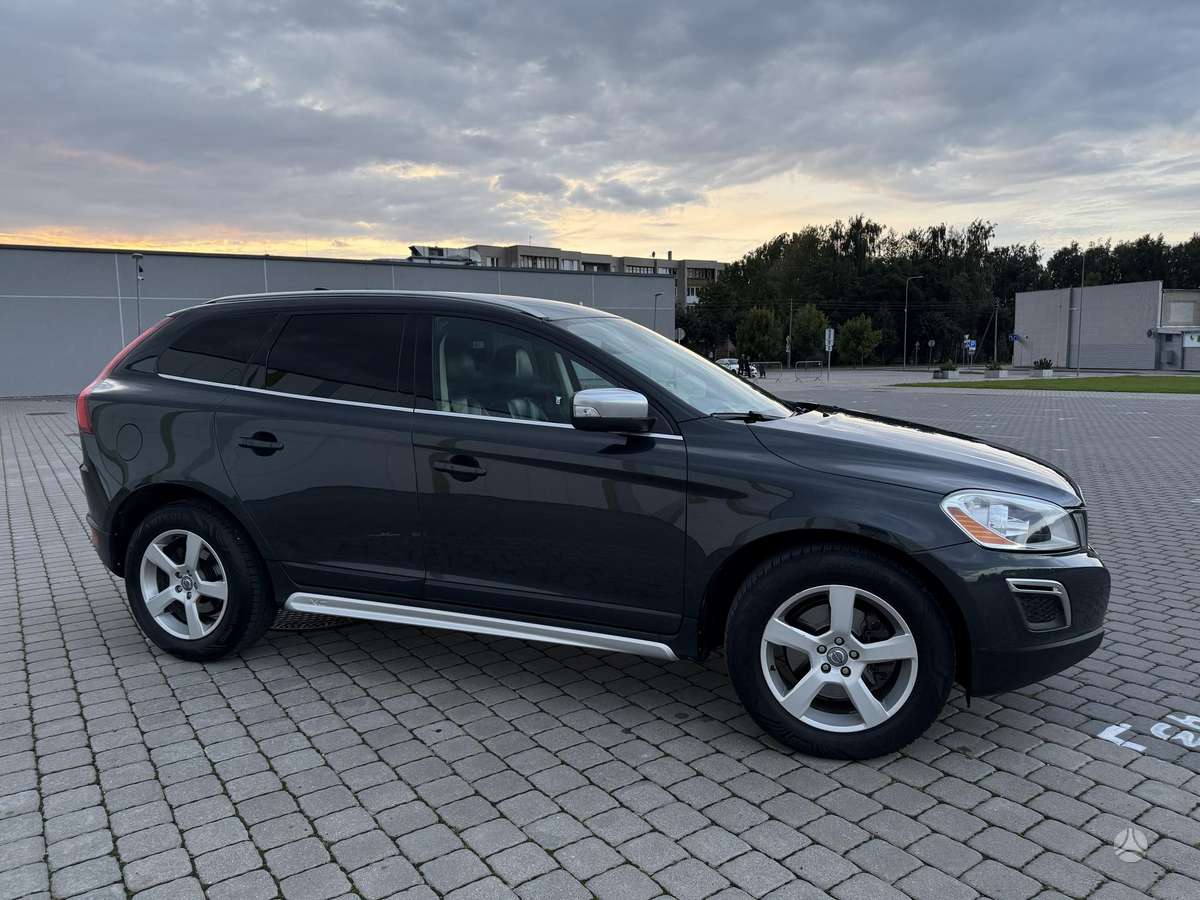 Volvo XC60 - 10