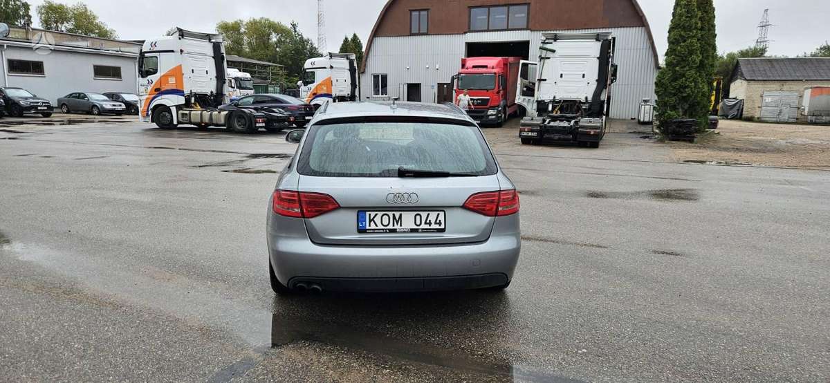 Audi A4 - 5