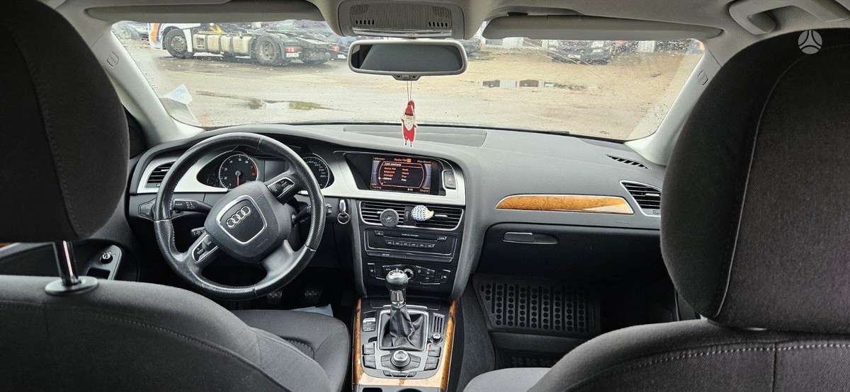 Audi A4, 1.8 l., Универсал