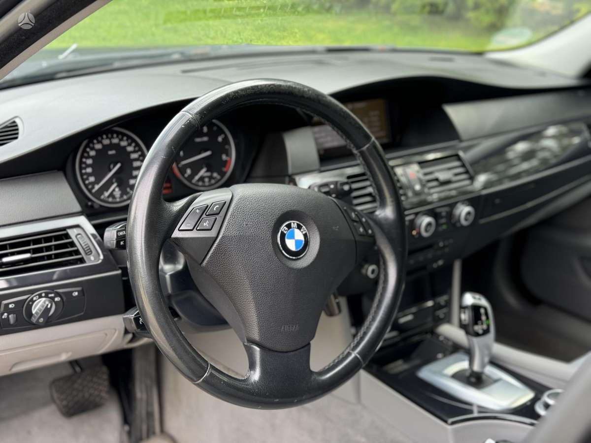 BMW 525, 3.0 l., Универсал