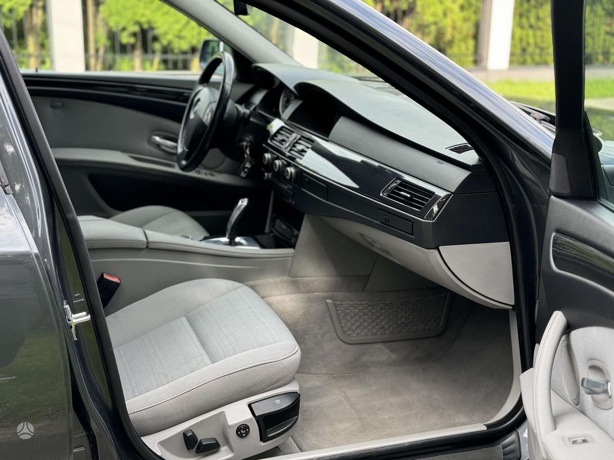 BMW 525, 3.0 l., Универсал