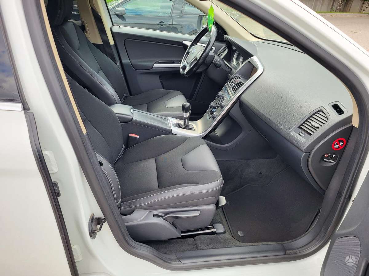 Volvo XC60 - 8