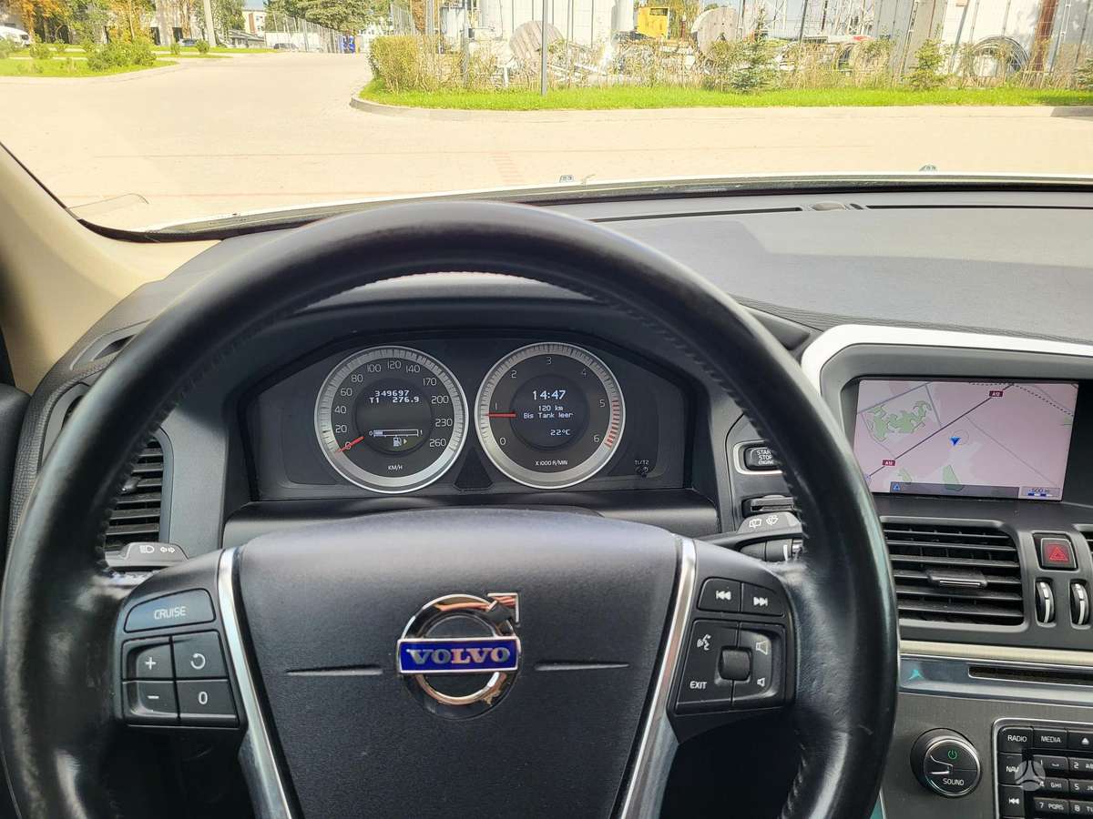 Volvo XC60 - 10
