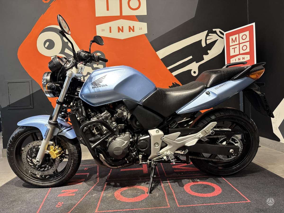 Honda CBF 600cc, street / classic