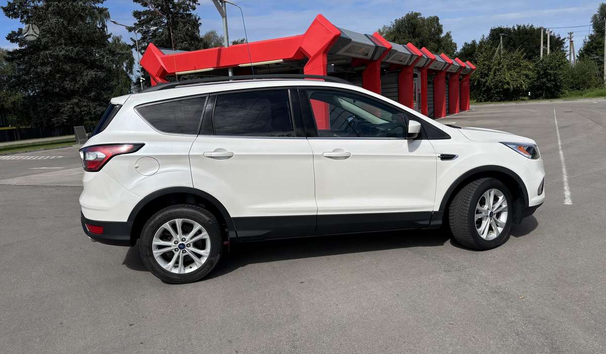 Ford Escape - 3