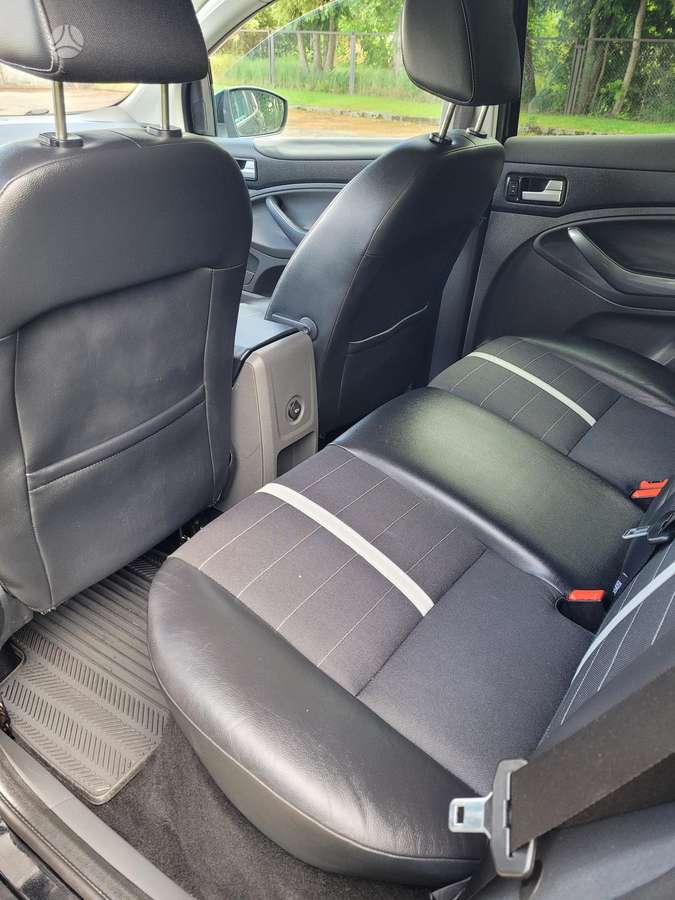 Ford Kuga - 6