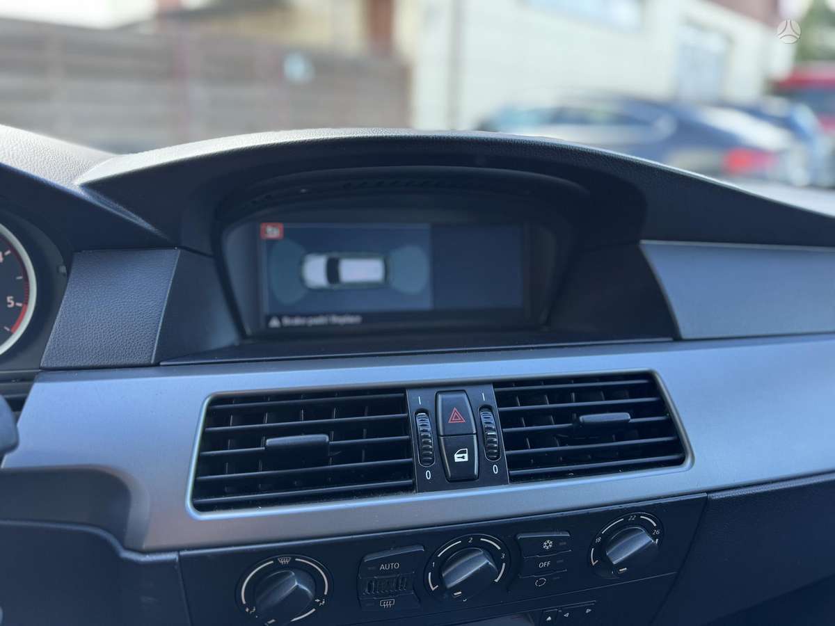 BMW 525, 2.5 l., Универсал