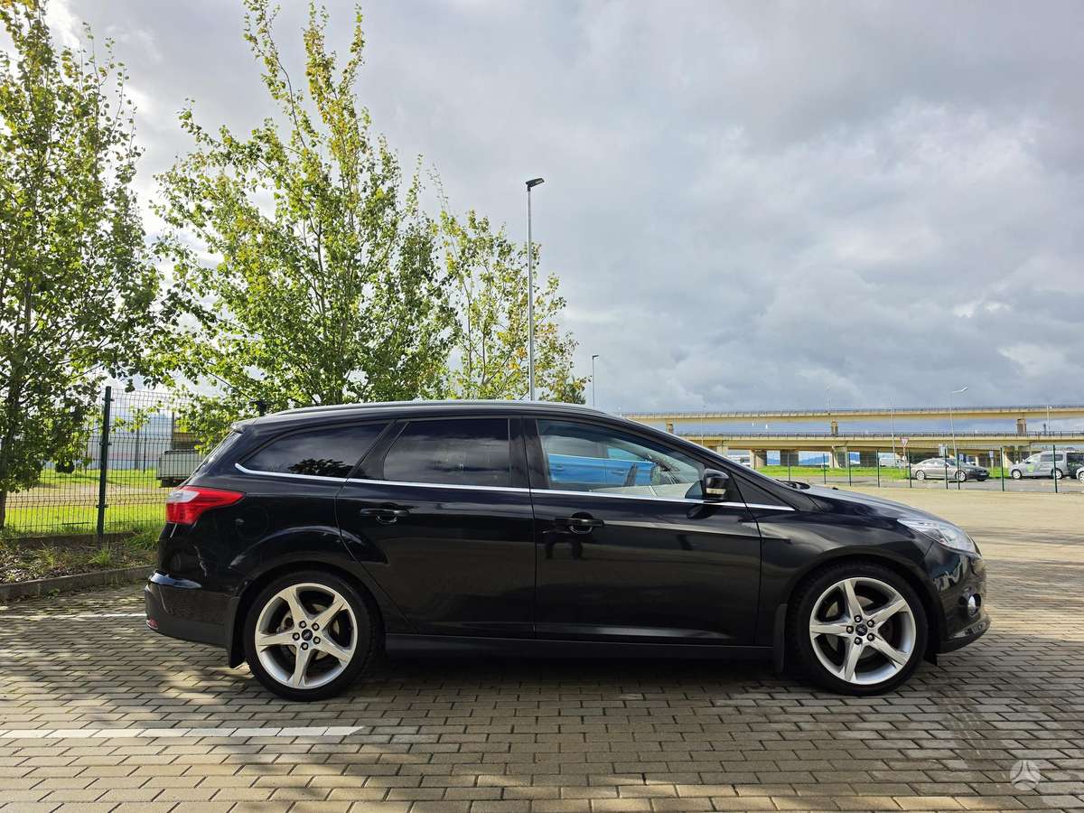 Ford Focus - 2