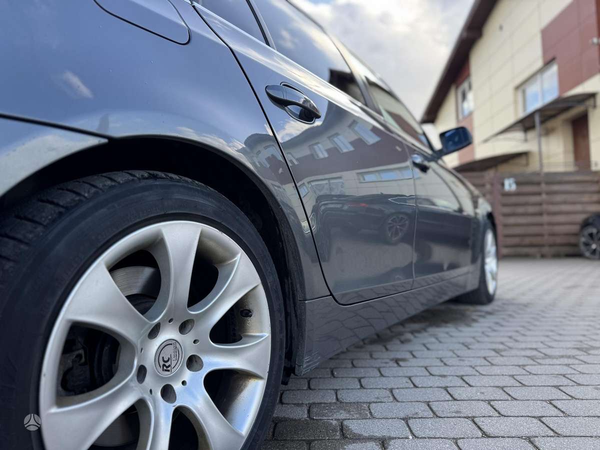 BMW 525, 2.5 l., Универсал