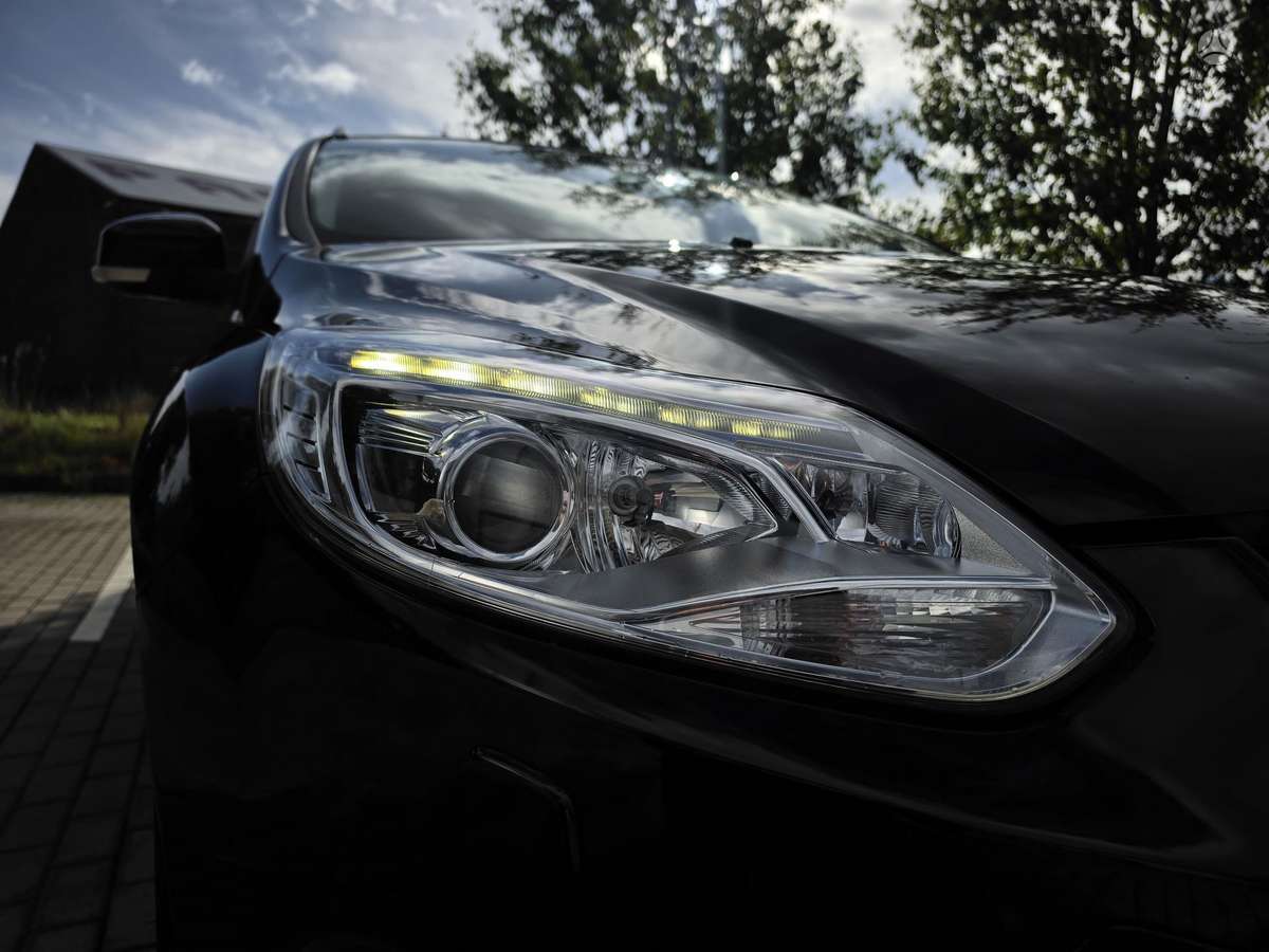 Ford Focus - 8
