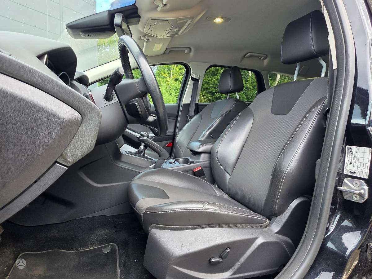 Ford Focus, 1.6 l., Универсал