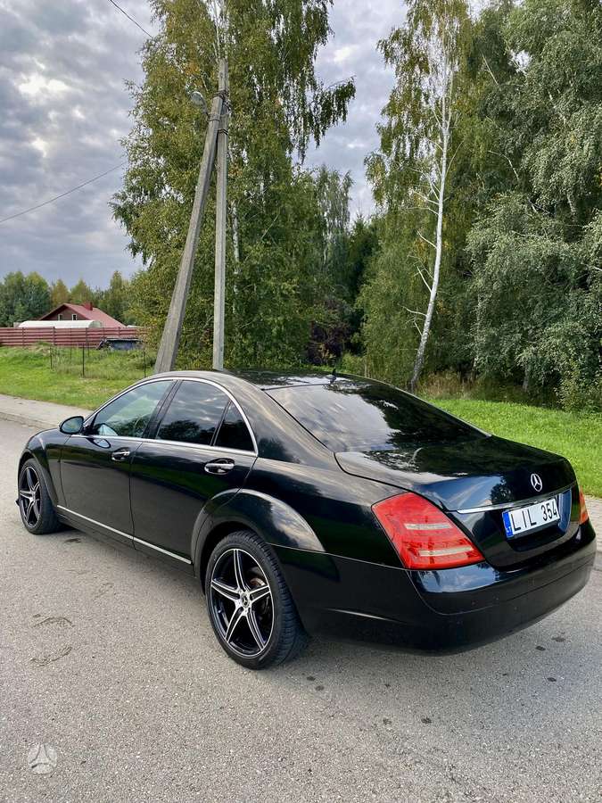 Mercedes-Benz S320 - 3