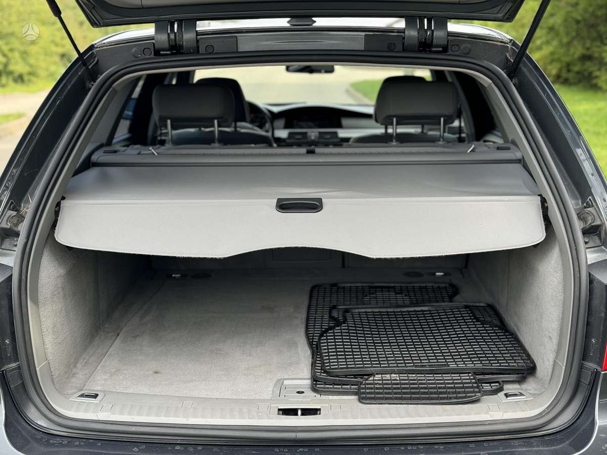 BMW 525, 3.0 l., Универсал