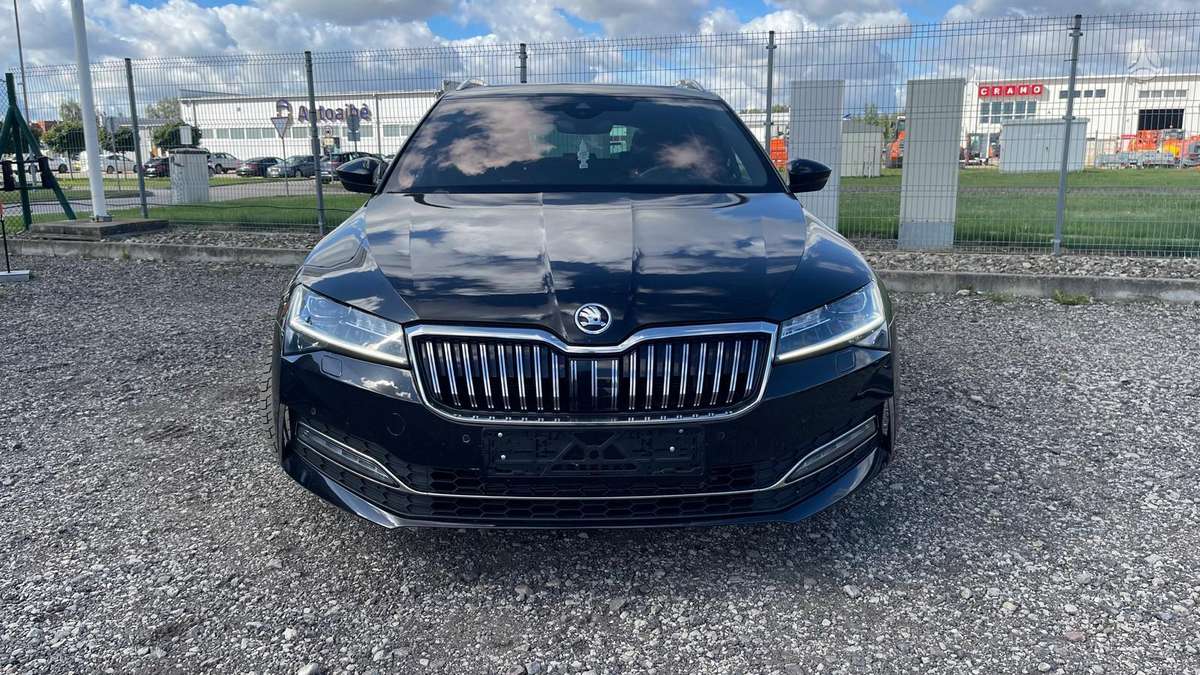 Skoda Superb, 2.0 l., Универсал