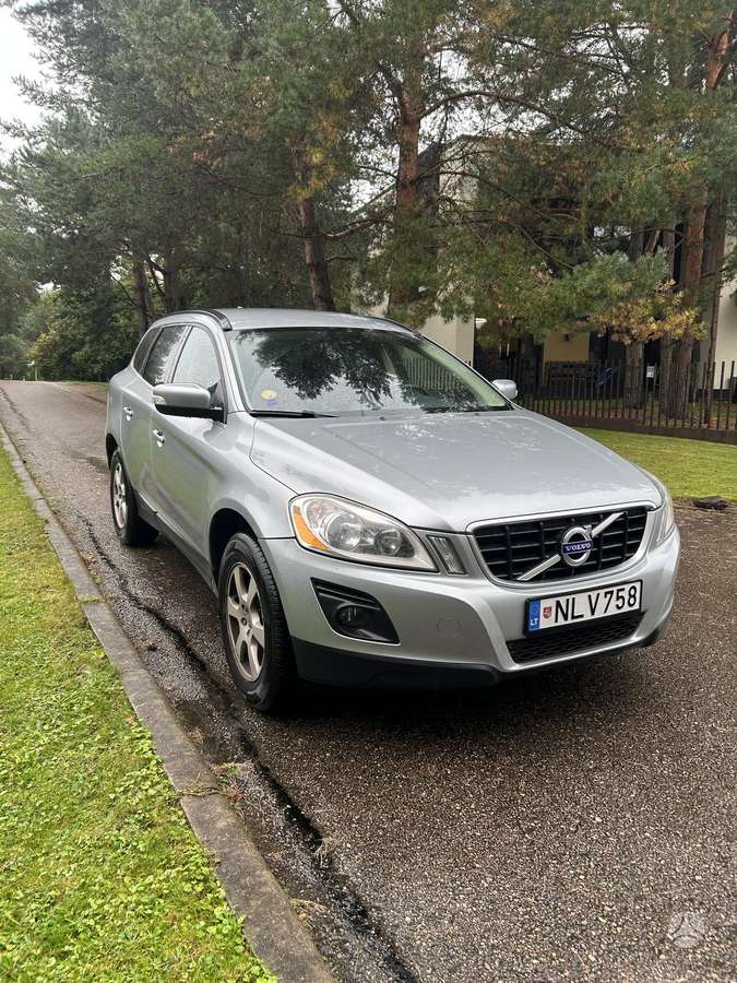 Volvo XC60 - 2