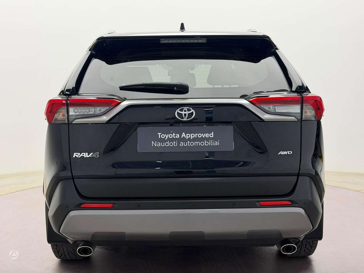 Toyota RAV4 - 7
