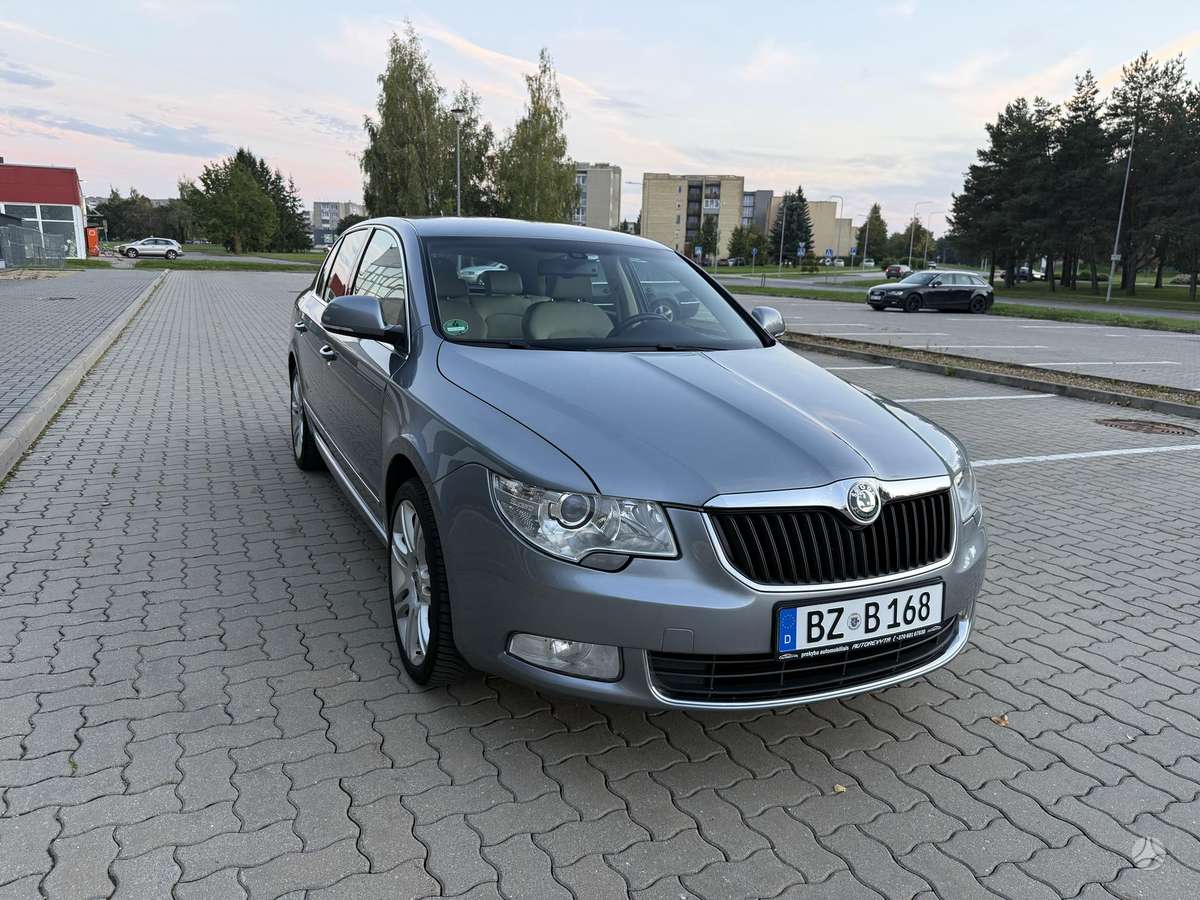 Škoda Superb - 12