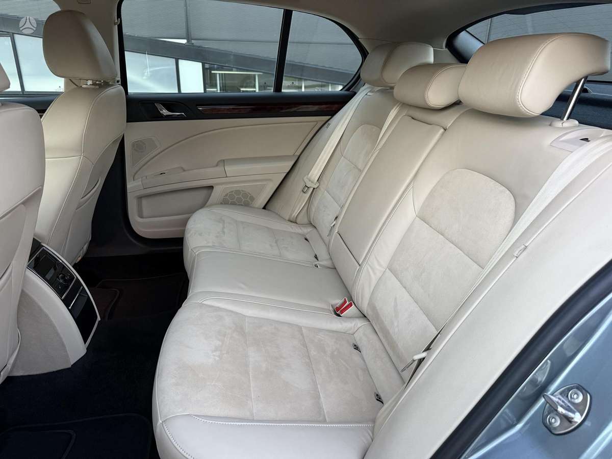 Skoda Superb, 1.8 l., Хэтчбек