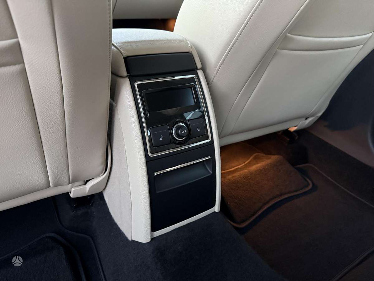 Skoda Superb, 1.8 l., hatchback