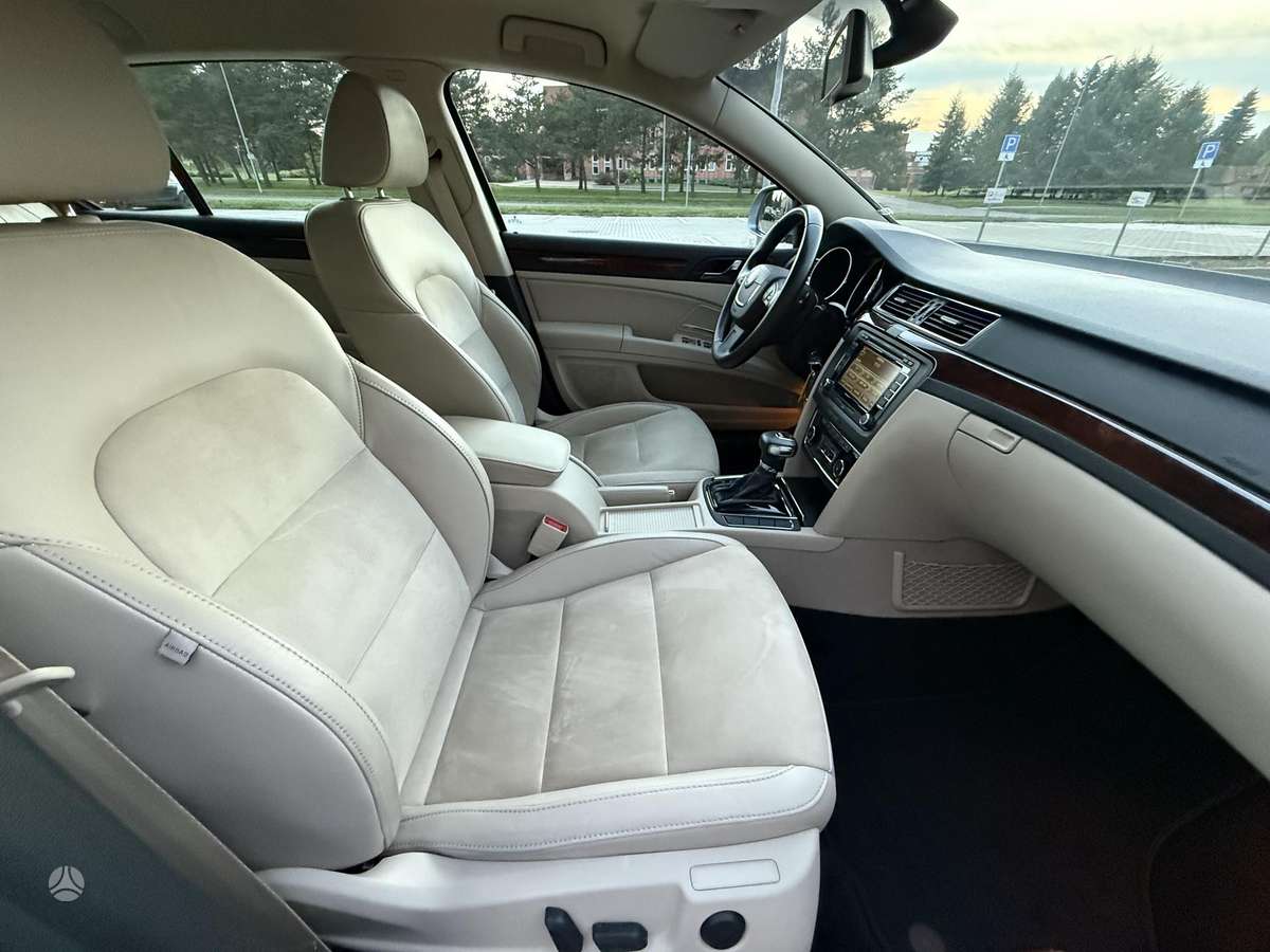 Skoda Superb, 1.8 l., hatchback