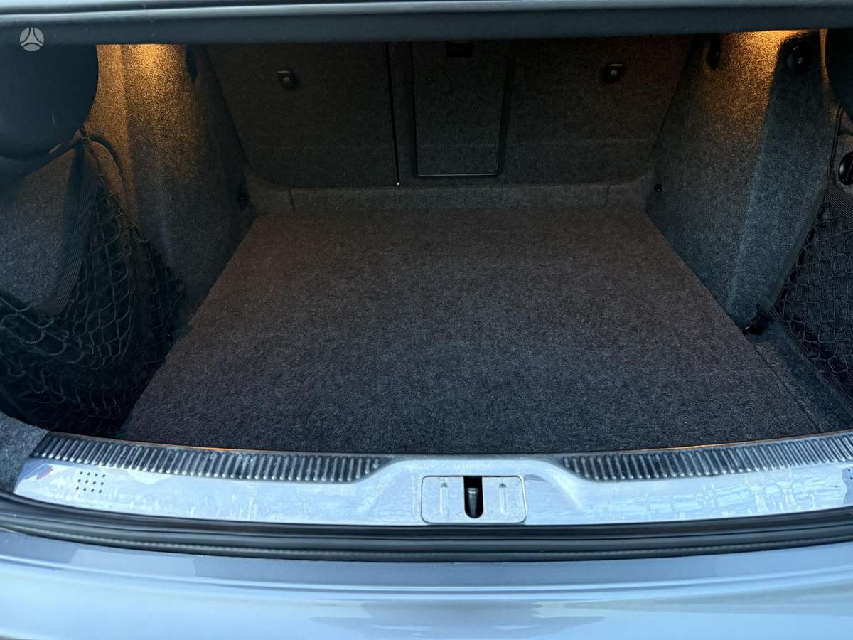 Skoda Superb, 1.8 l., Хэтчбек